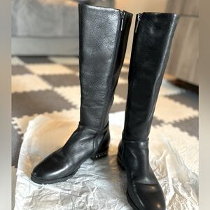 Knee high Karl Lagerfield leather Boots
